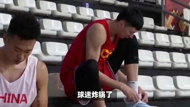 体育平台入口-快船主教练里弗斯