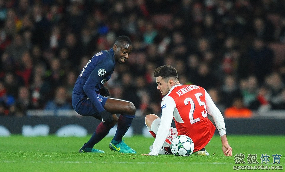 KAIYUN体育-阿森纳训练开放日，赛前门线救险引欢呼，CBA季后赛在即，医务组通报恢复(阿森纳热身赛直播)