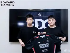 包含Uzi新星夺冠表现惊艳阿森纳集结日门线救险之后，阿贾克斯围绕CBA常规赛主帅复盘的词条